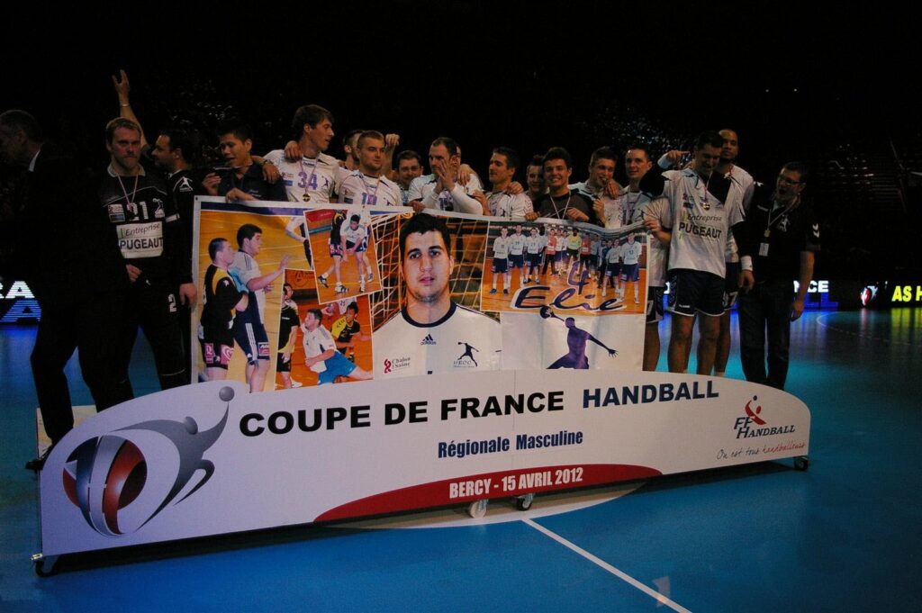chalon-vainqueur-de-la-coupe-de-france-regionale-de-handball-(photo-richard-montavon)-1334567774